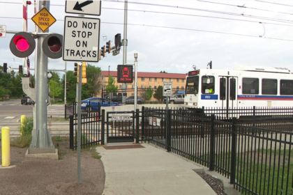 Several cars crash, including a police car, at the Aurora intersection amid problems with RTD equipment