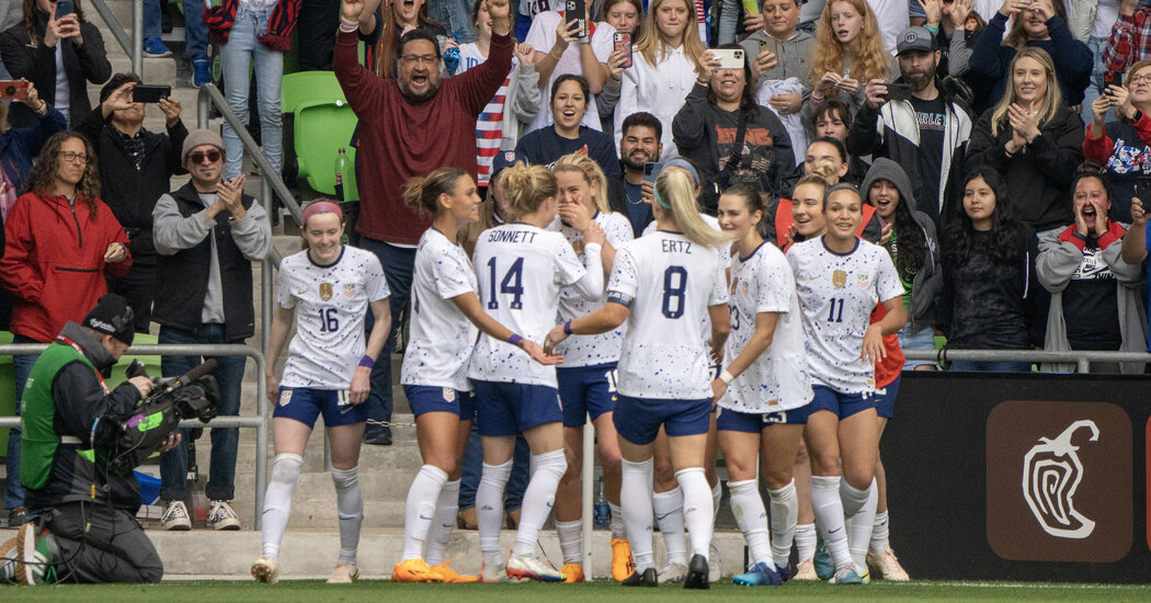 US Women's World Cup roster reflects a team in transition