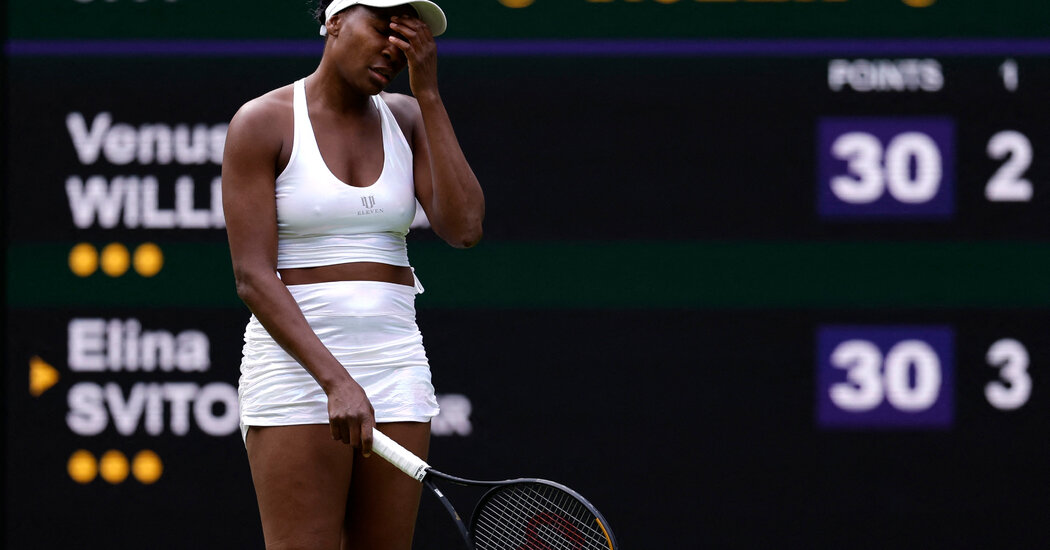 After a fall, Venus Williams is eliminated on the first day of Wimbledon