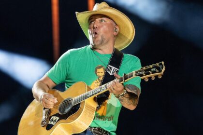 Jason Aldean Concert Venue Stays With Him After Backlash Music Video