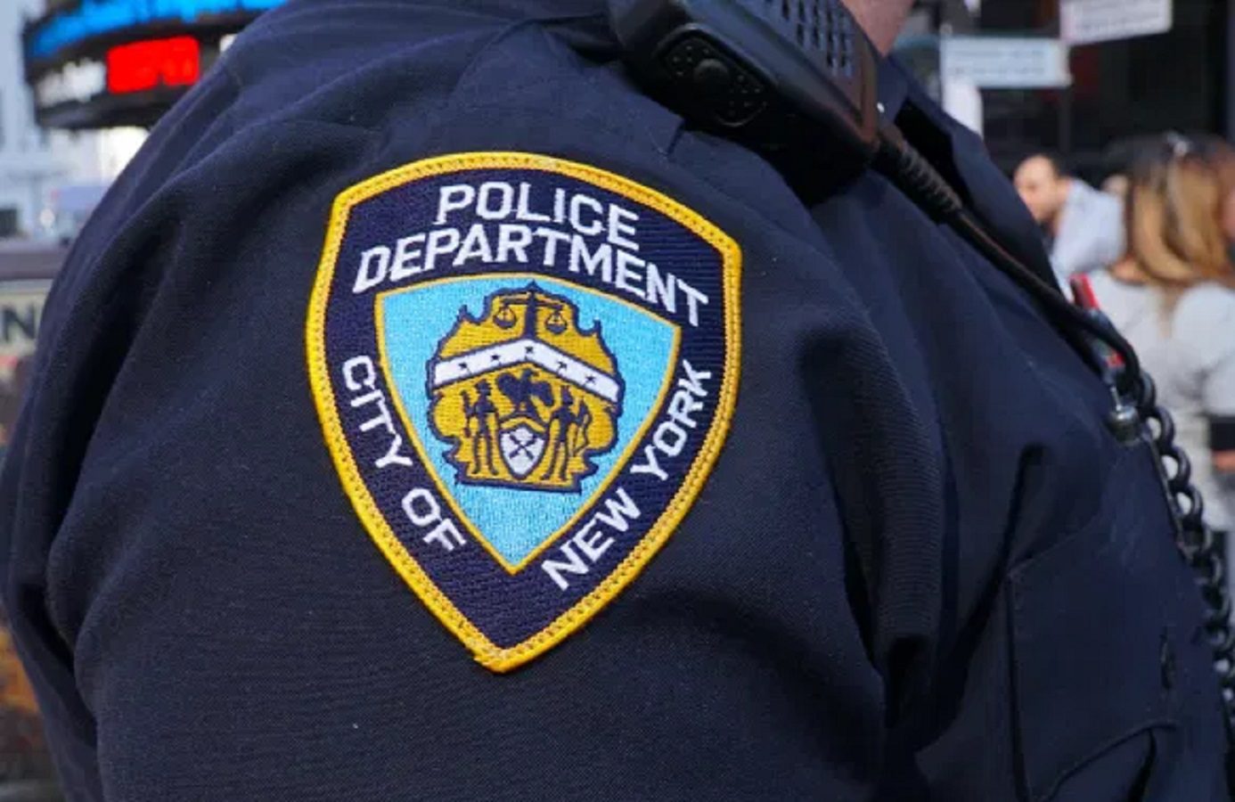NYPD officers continue to leave the force en masse, claim they are 'compressed on all sides' |  The gateway expert |  by Mike LaChance