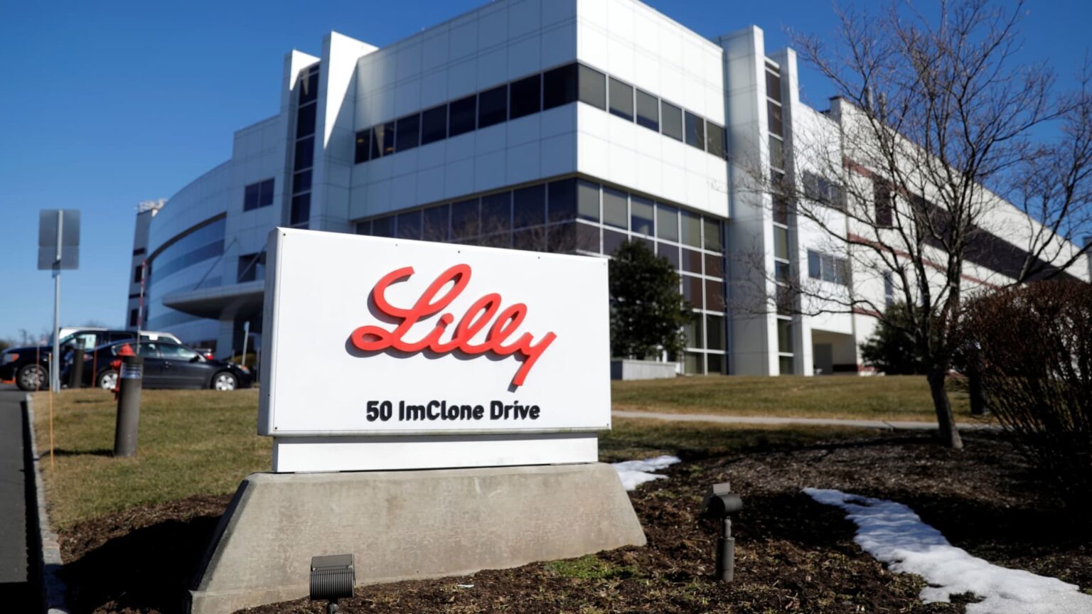 The uninsured pay a high cost for insulin that Eli Lilly vowed to lower