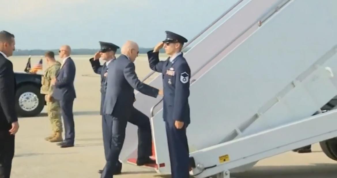 WATCH: Joe Biden takes no questions and no greetings as he leaves for another weekend vacation |  The gateway expert |  by Cristina Layla
