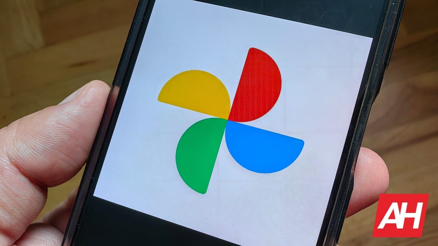 Google will let you sync your locked folder across devices