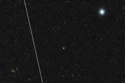 Astronomers alarmed by BlueWalker 3 satellite that outshines all but seven stars