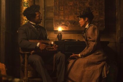 'Loki' Director on Jonathan Majors' Debut, Building 1893 World's Fair