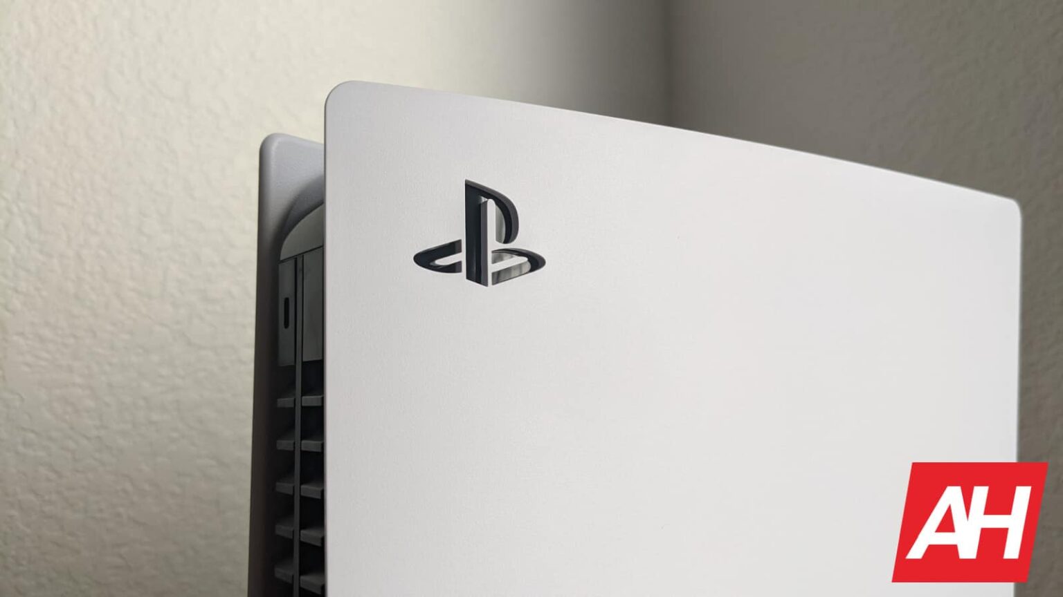 PS5 game streaming should hit the US by the end of the month