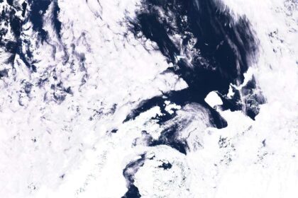 Antarctica iceberg A23a: Where is it now and does it pose any threat?