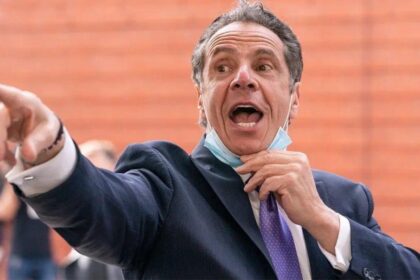 Andrew Cuomo Fighting to Depose Ex-Employee Who He Believes Conspired With His Accusers