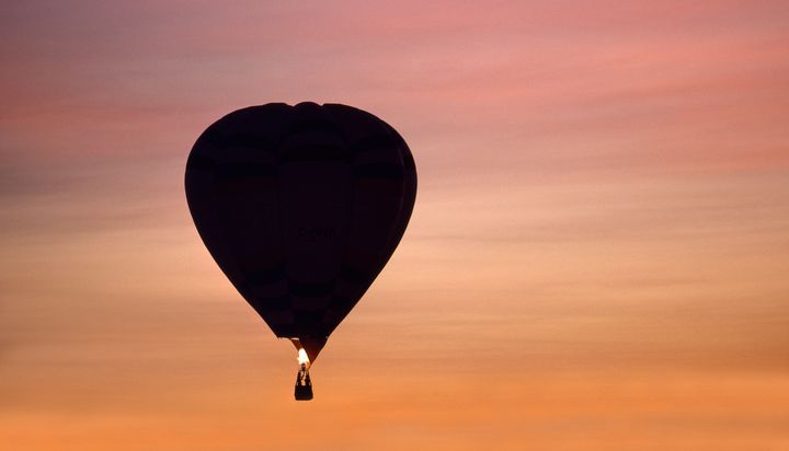 Arizona Hot Air Balloon Crash Leaves 4 Dead, 1 Critically Injured