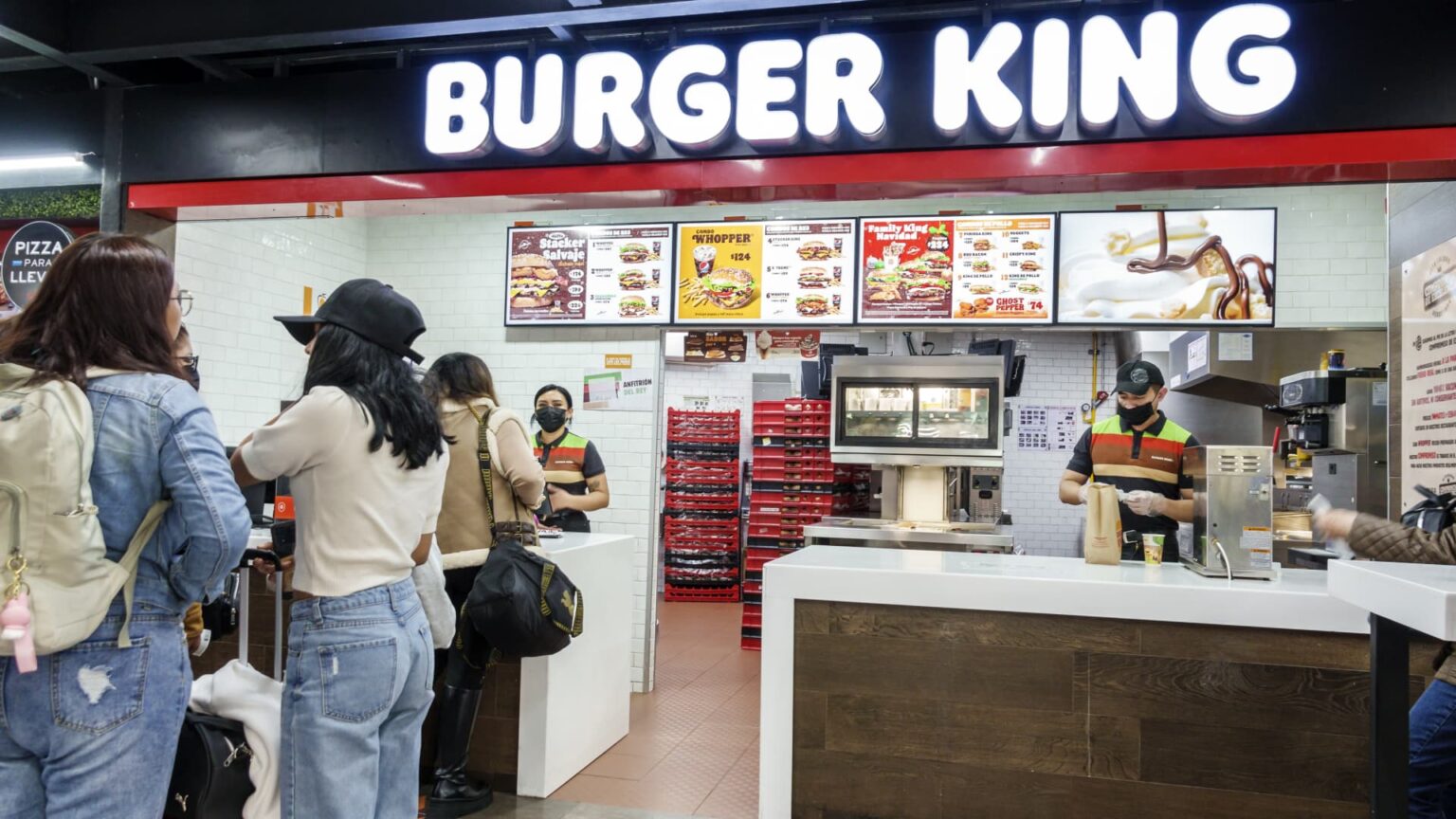 Burger King owner Restaurant Brands buys Carrols, largest U.S. franchisee