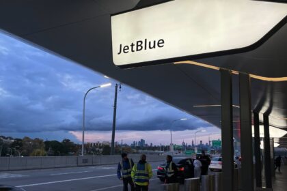 JetBlue to cut some routes after judge bars Spirit purchase