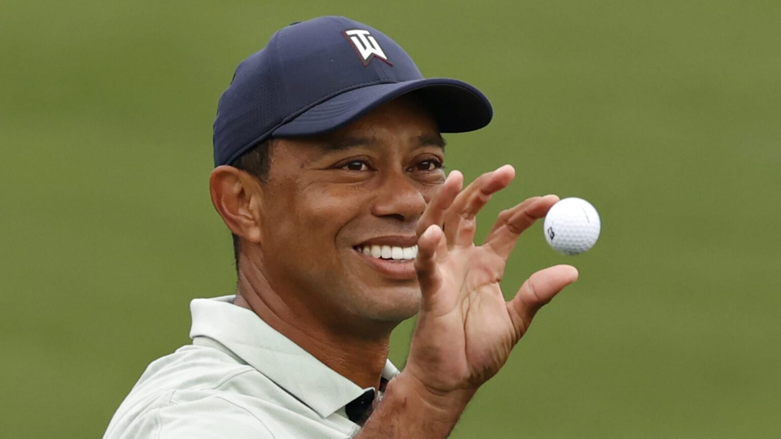 Tiger Woods, TaylorMade sign apparel deal following his Nike split