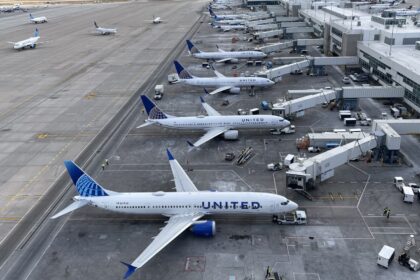United Airlines raises checked bag fee $5, following American