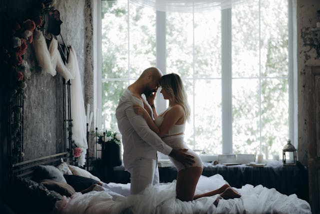 7 Tips to Feel More Confident in the Bedroom