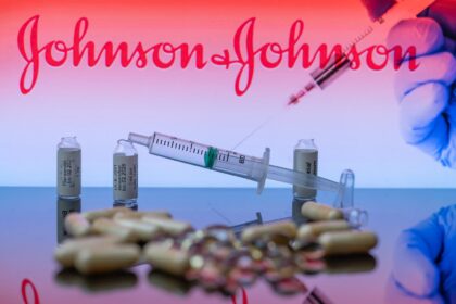 J&J cell therapy gains edge over Bristol Myers rival
