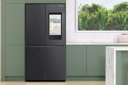 Samsung AI Family Hub Fridge Freezer