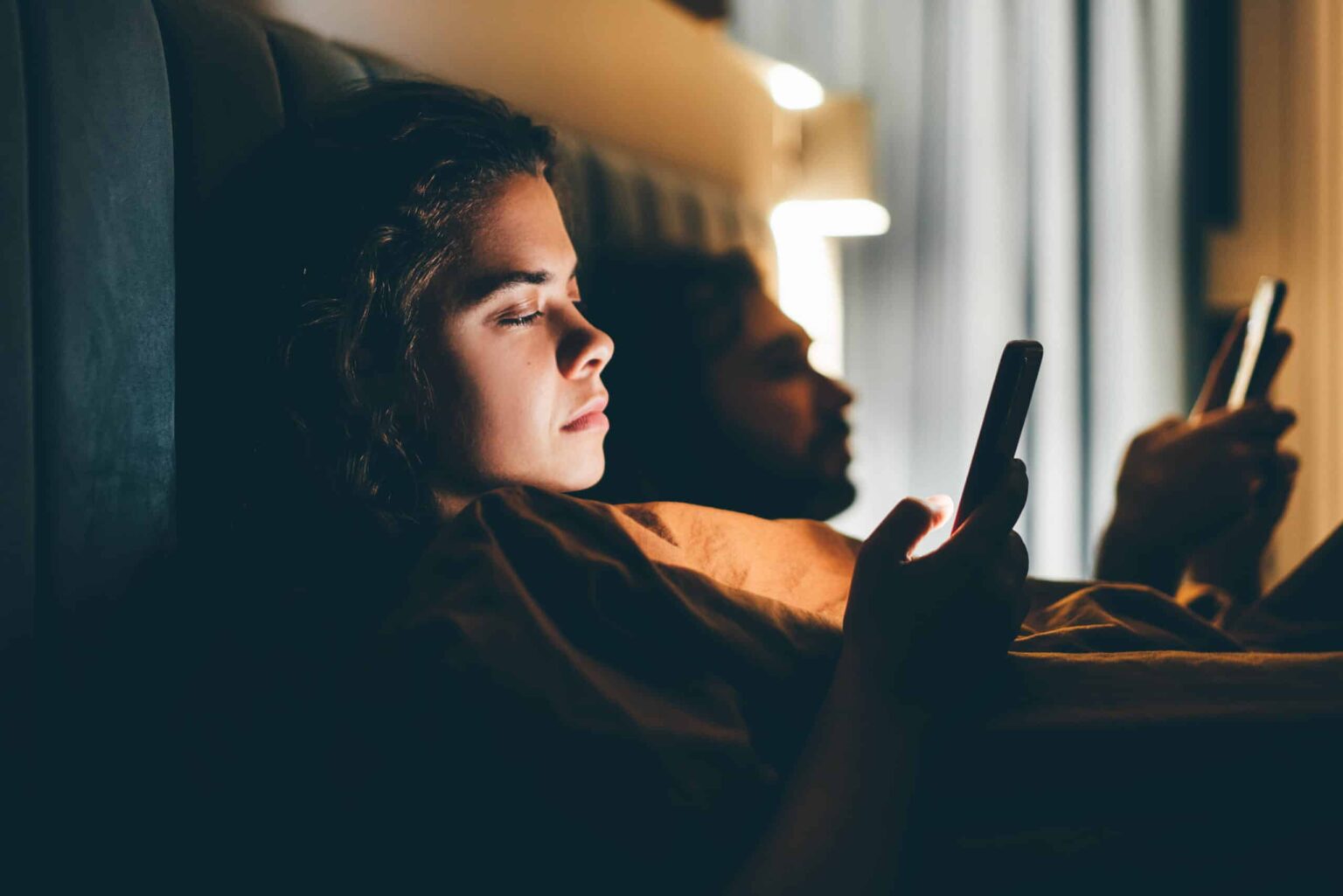 3 Ways Tech Use Hurts Your Marriage  
